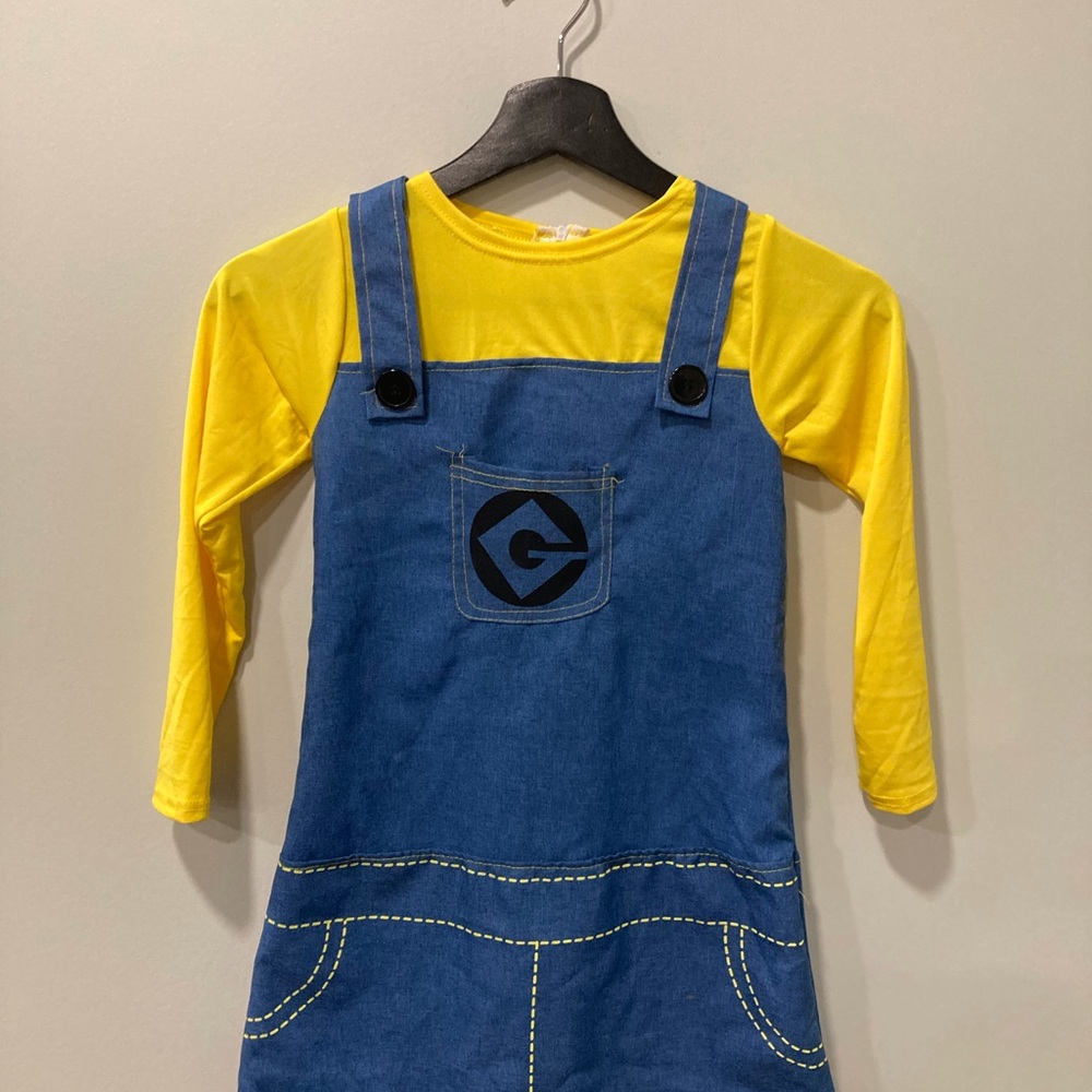 Despicable Me Minion Girl’s Costume Size Medium (8 to 10)